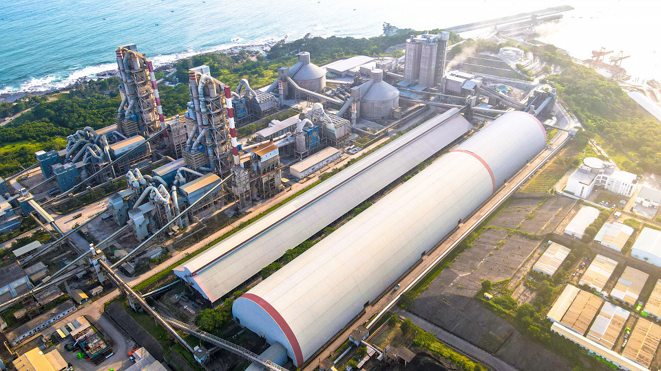 Cemindo Delivers 77% Operating Profit Growth Amid Challenging Market Weakness